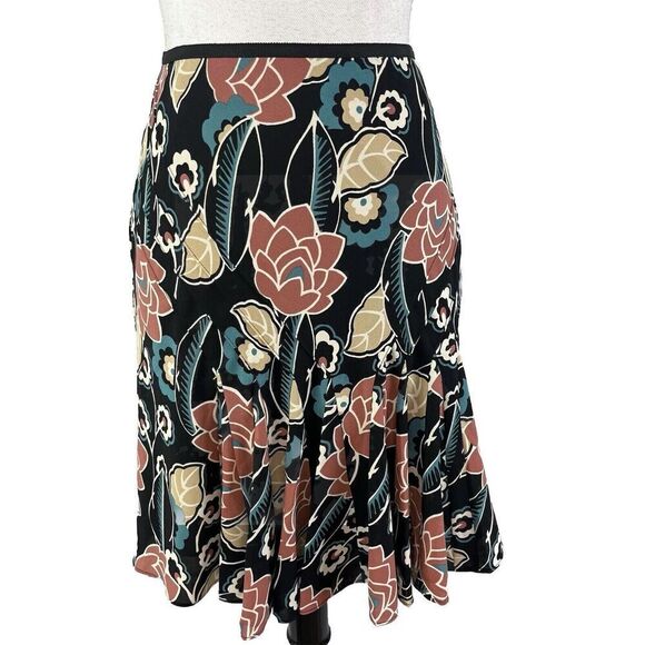 Ann Taylor Loft Skirt size 8 Petite Black Blue Floral Retro Above Knee Flared - Picture 1 of 9